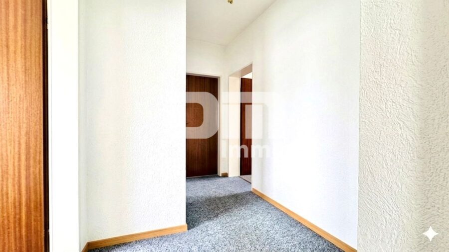 (R)eserviert!Stilvolle 3-Zimmerwohnung inkl. Balkon + TG Stellplatz nahe Rammelsberg - Flur / Diele